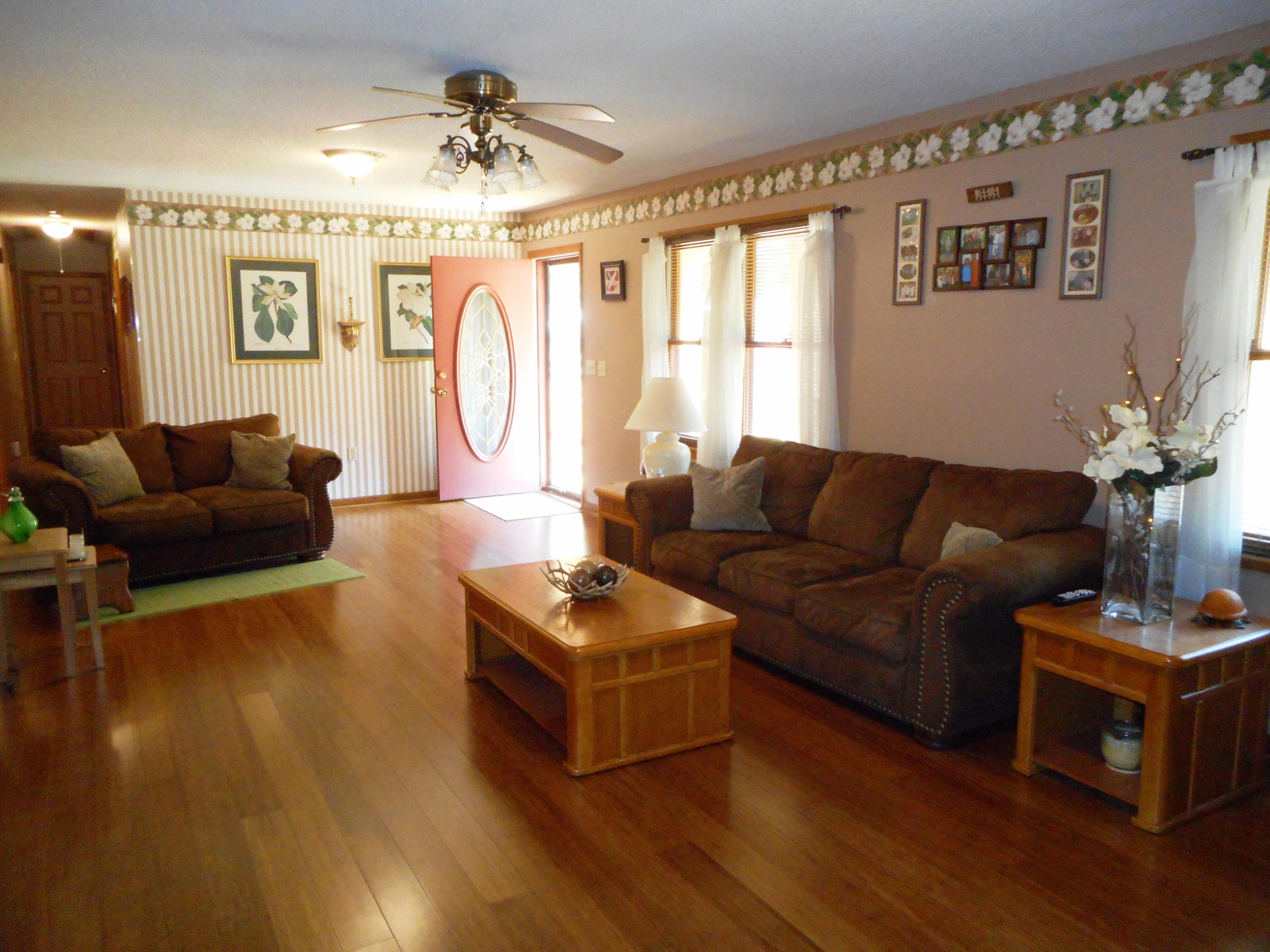 103 Perry Road Walterboro, SC 29488 - Photo 10 of 26 DSCN1821