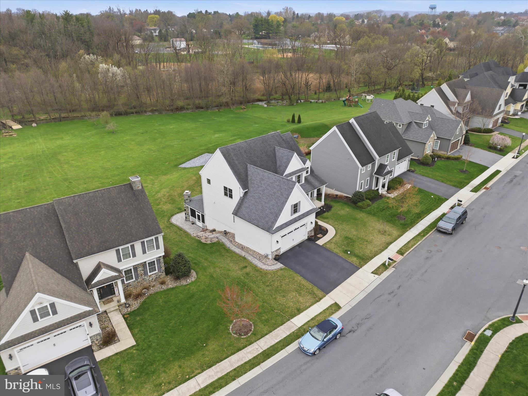 674 Integrity Drive Lititz, PA 17543 - Photo 6 of 113