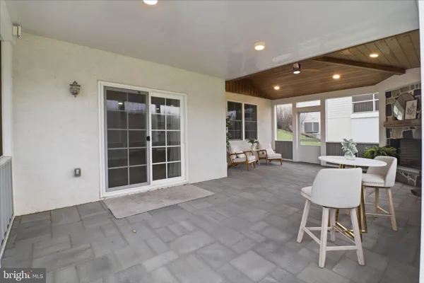 $950,000 | 674 Integrity Drive, Lititz, PA 17543