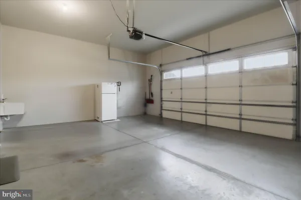 $950,000 | 674 Integrity Drive, Lititz, PA 17543