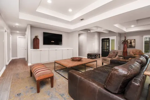 $685,000 | 5330 Jackwood Street, Houston, TX 77096