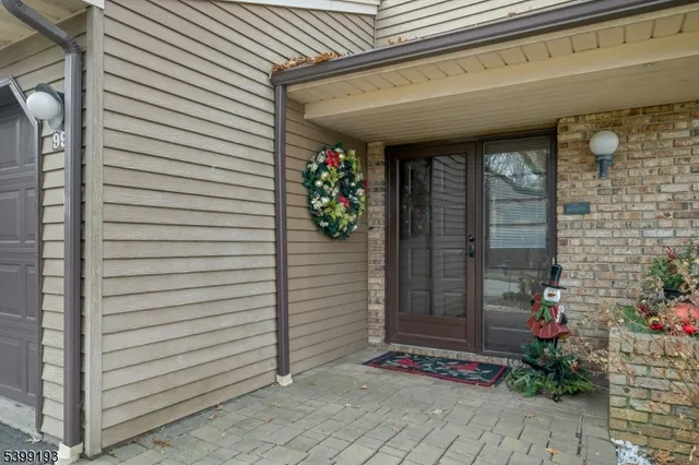 $699,000 | 99 Patriots Road, Morris Plains, NJ 07950