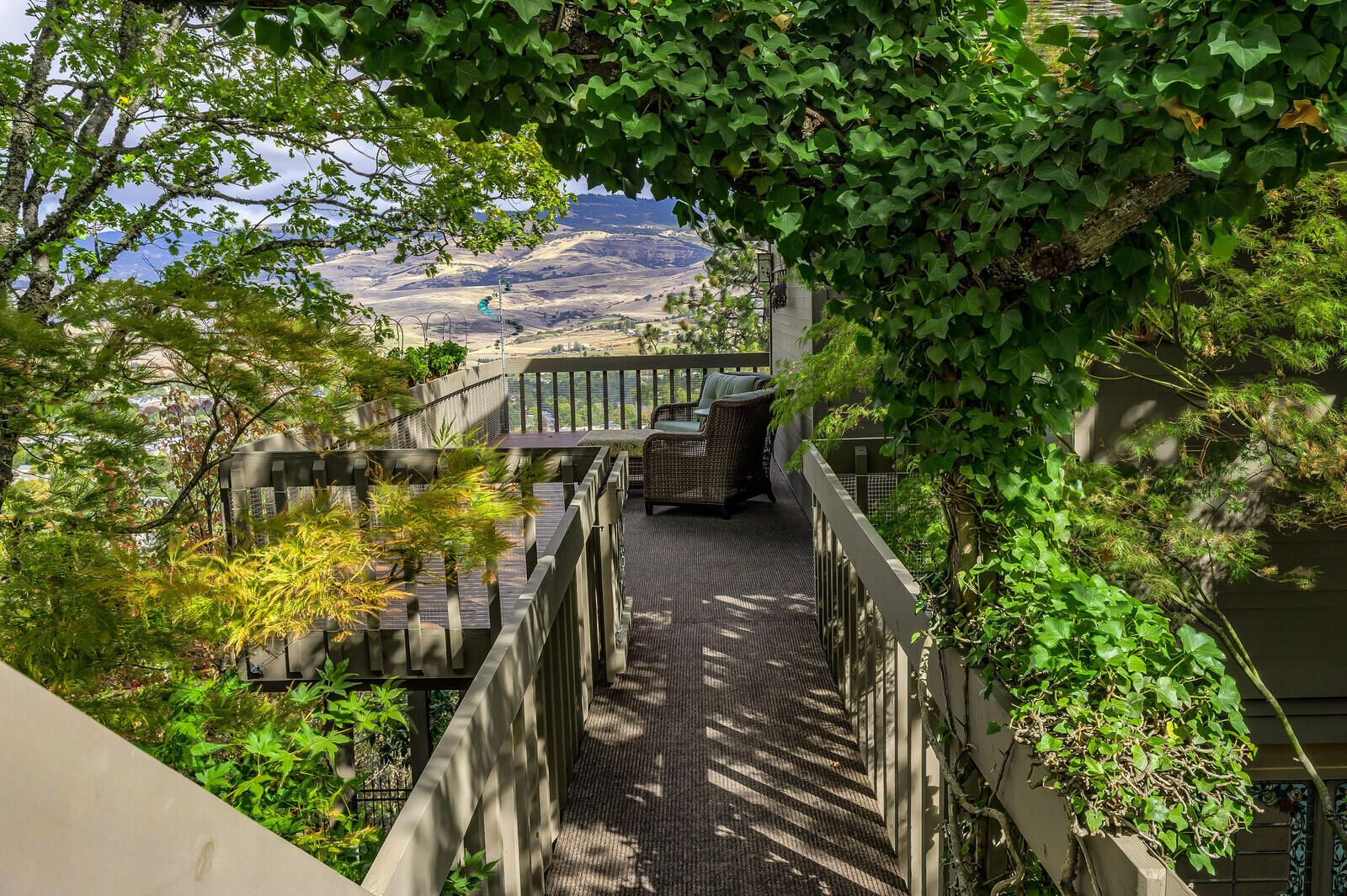 Deck Entry