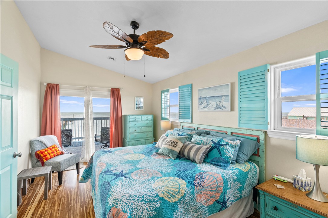 614 Copano Ridge Road Rockport, TX 78382 - Photo 16 of 38