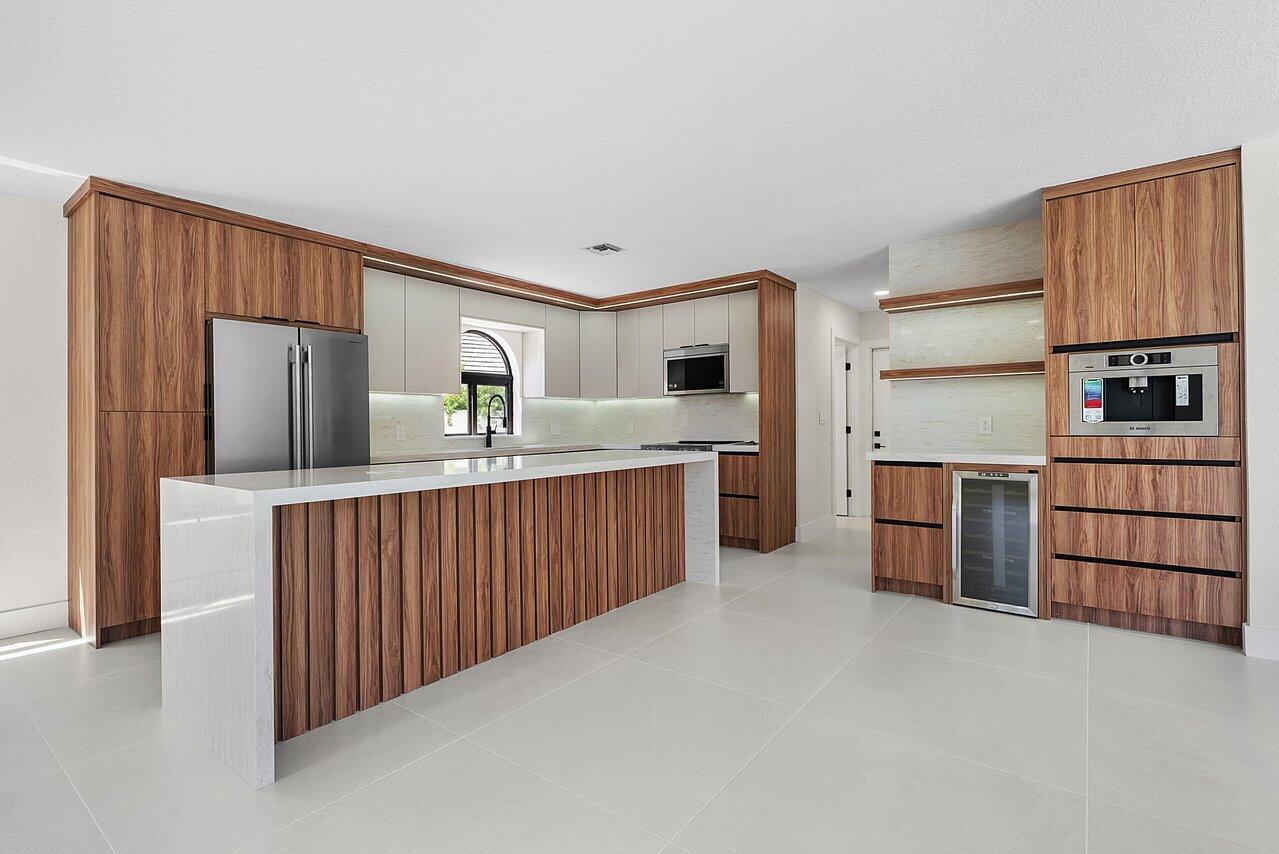 7548 Fairway Trail Boca Raton, FL 33487 - Photo 9 of 41 012-7548FairwayTrail-BocaRaton-FL-33487-
