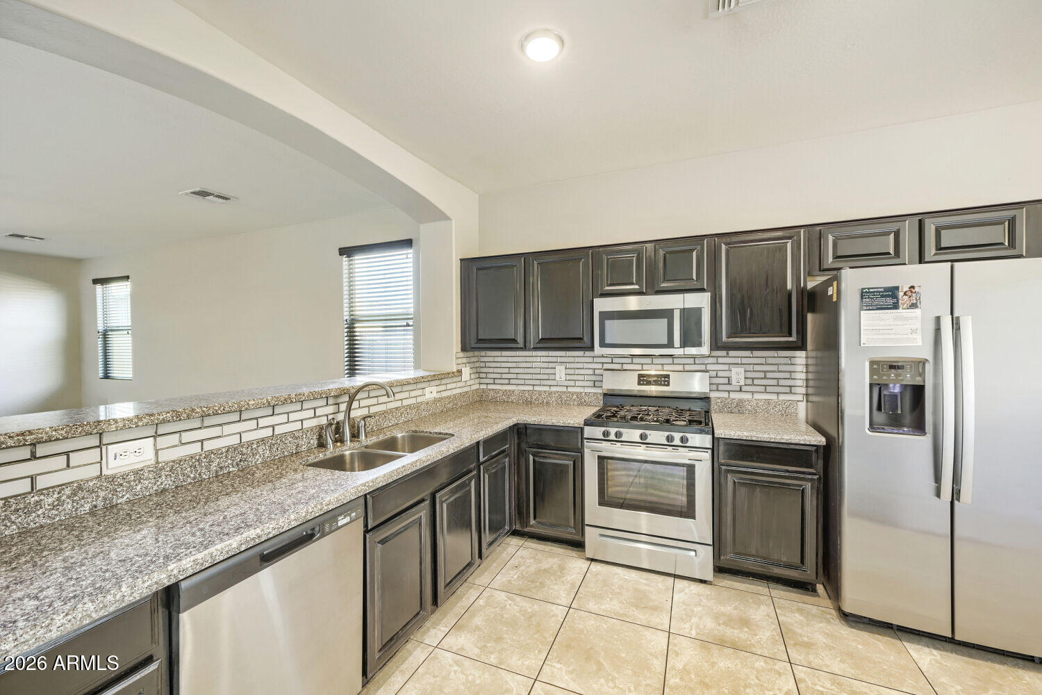 2625 West Beverly Road Phoenix, AZ 85041 - Photo 12 of 29 2625 W Beverly Rd - Web Quality - 012 -