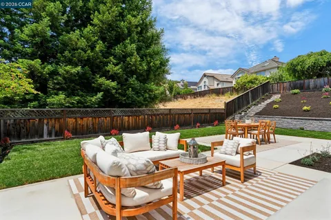 $1,899,000 | 108 Merano Street, Danville, CA 94526