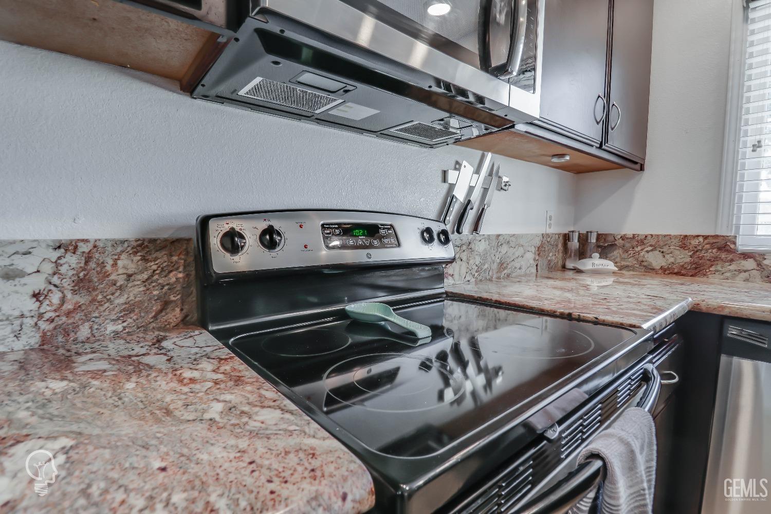 Undisclosed Address Bakersfield, CA 93311 - Photo 10 of 19 a close view of stove