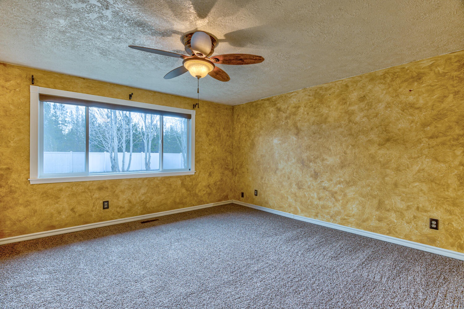 52675 Huntington Road La Pine, OR 97739 - Photo 13 of 43 52675 Huntington Rd., LaPine - 29