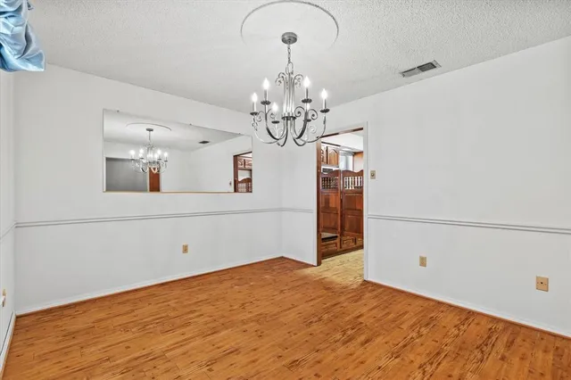 $290,000 | 416 Newcastle Drive, DeSoto, TX 75115