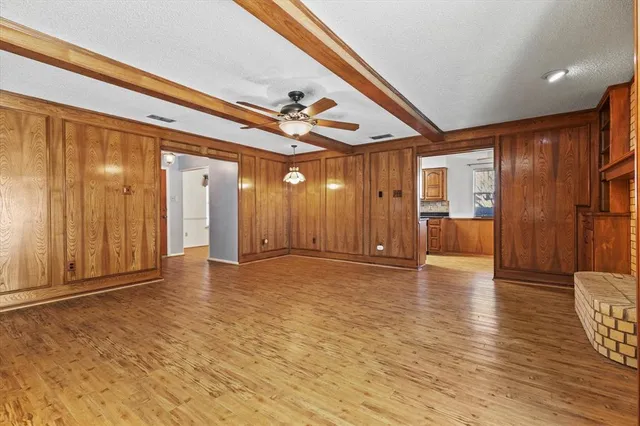 $290,000 | 416 Newcastle Drive, DeSoto, TX 75115