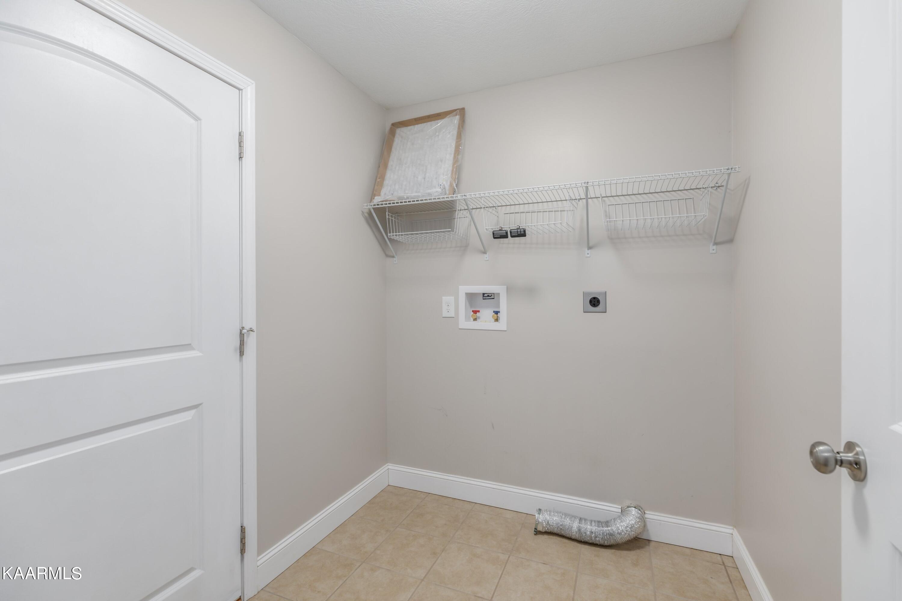 258 Drew Drive Bean Station, TN 37708 - Photo 8 of 34 Interior-6.jpg-SMALL