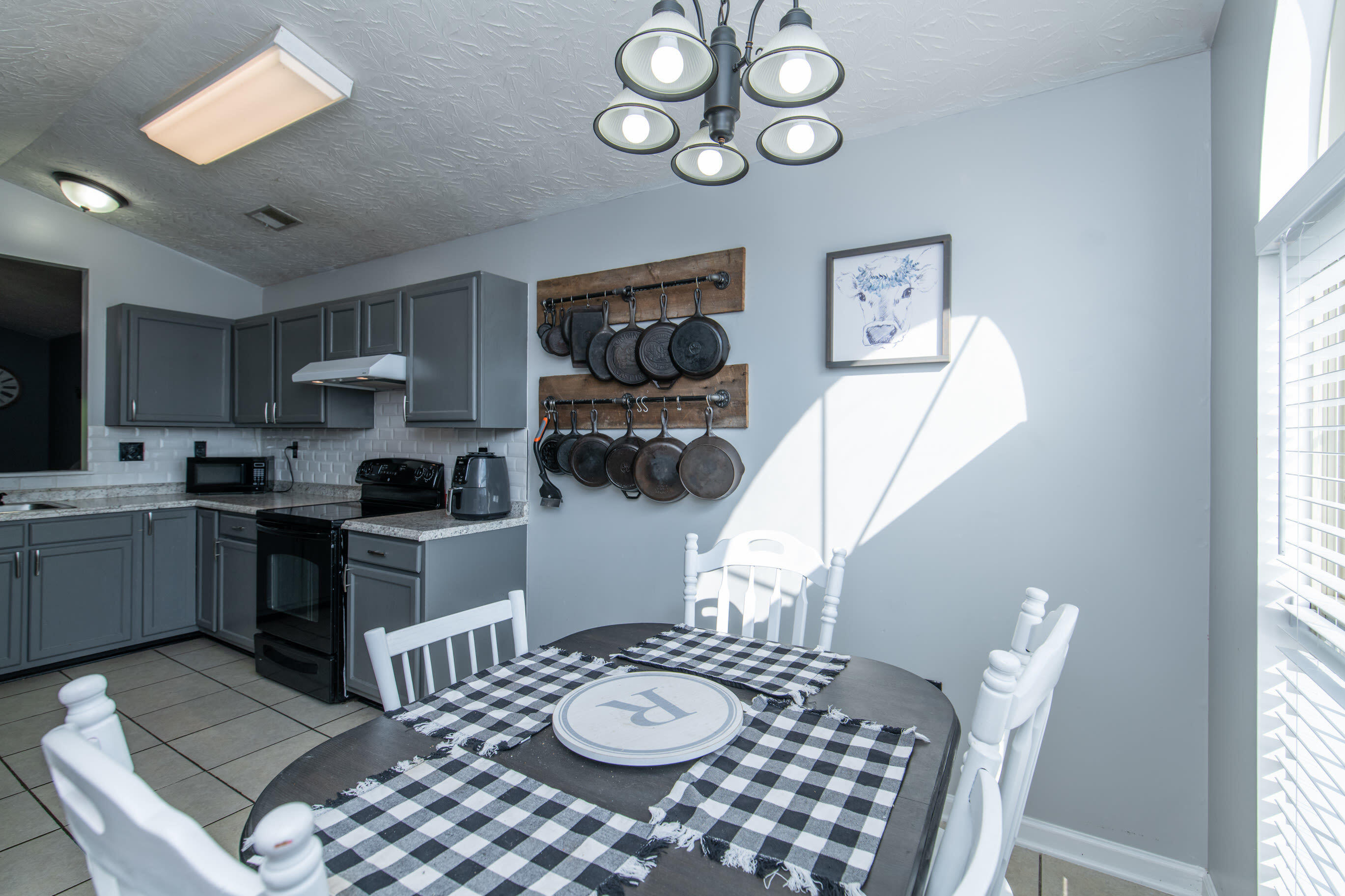 261 Chestnut Ridge Drive Lexington, KY 40511 - Photo 14 of 28 20220804-261-Chestnut-Ridge-Dr-TEMedia-0