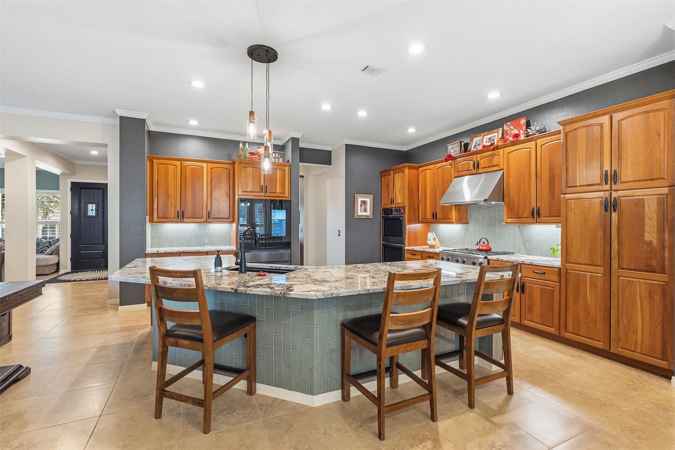 203 Cowan Creek Drive Georgetown, TX 78633 - Photo 13 of 37