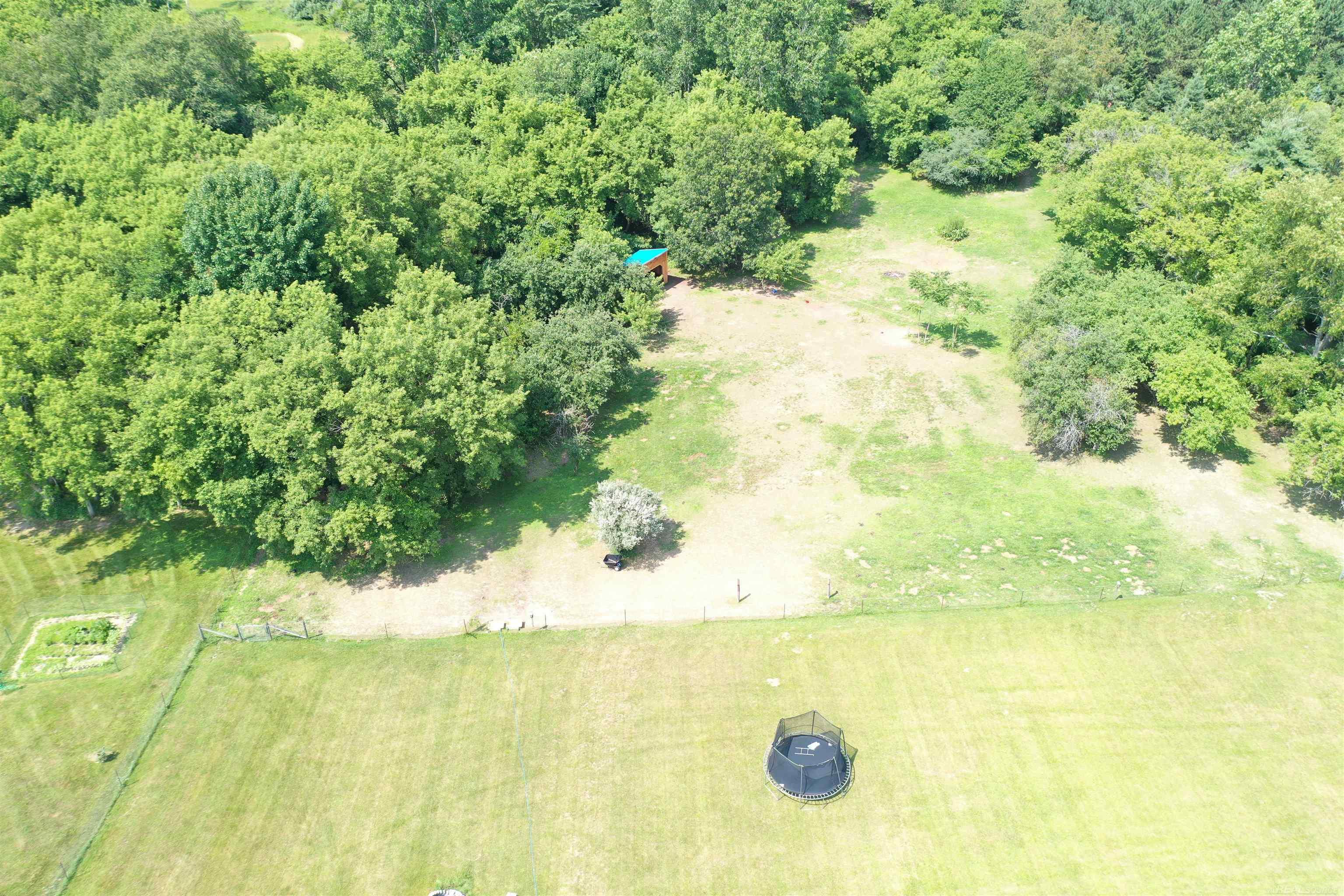 3125 South Fenton Road Holly, MI 48442 - Photo 15 of 34 50114821-14.JPG
