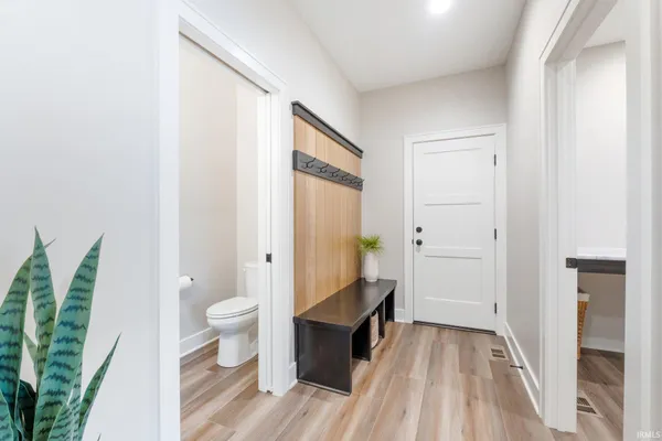 $560,000 | 2088 Seward Lake Pass, Fort Wayne, IN 46814