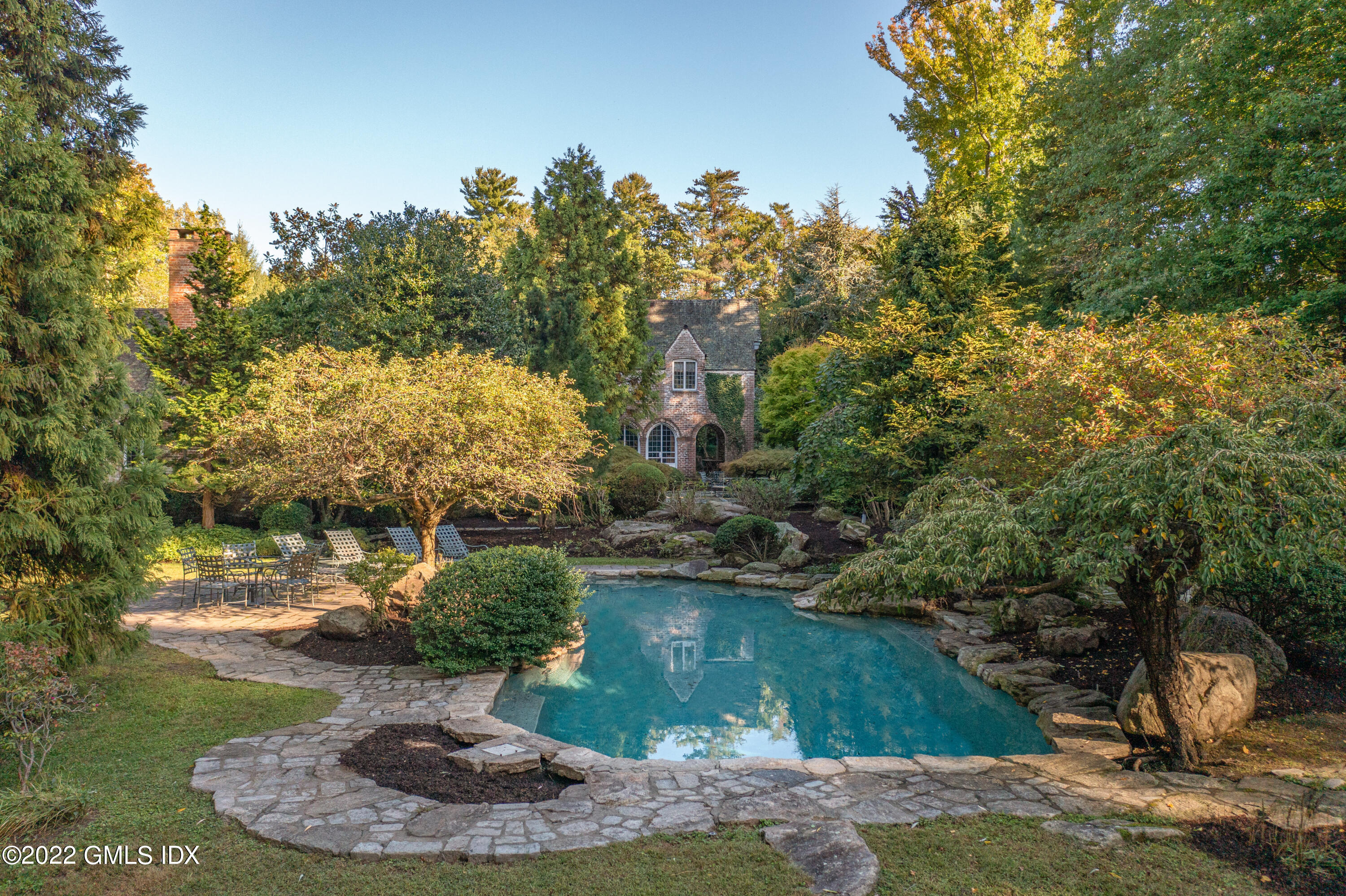 520 Indian Field Road Greenwich, CT 06830 - Photo 40 of 55 Pool