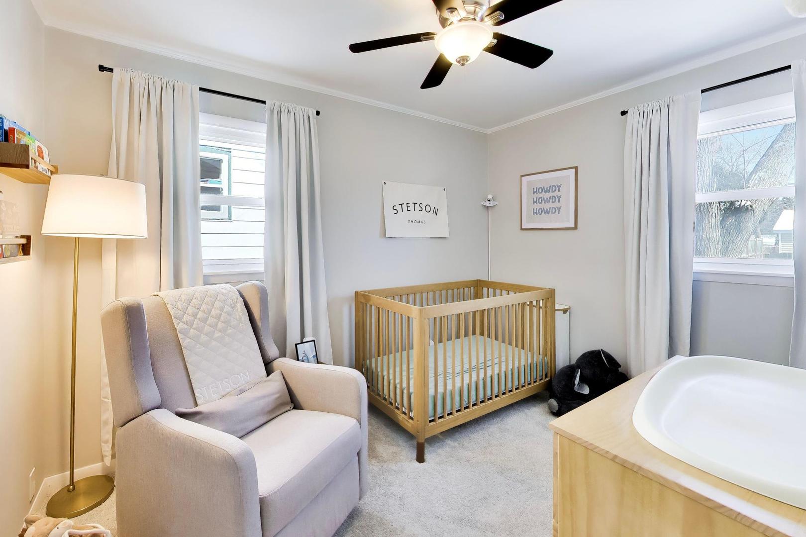 315 South Morgan Avenue Wheaton, IL 60187 - Photo 15 of 23