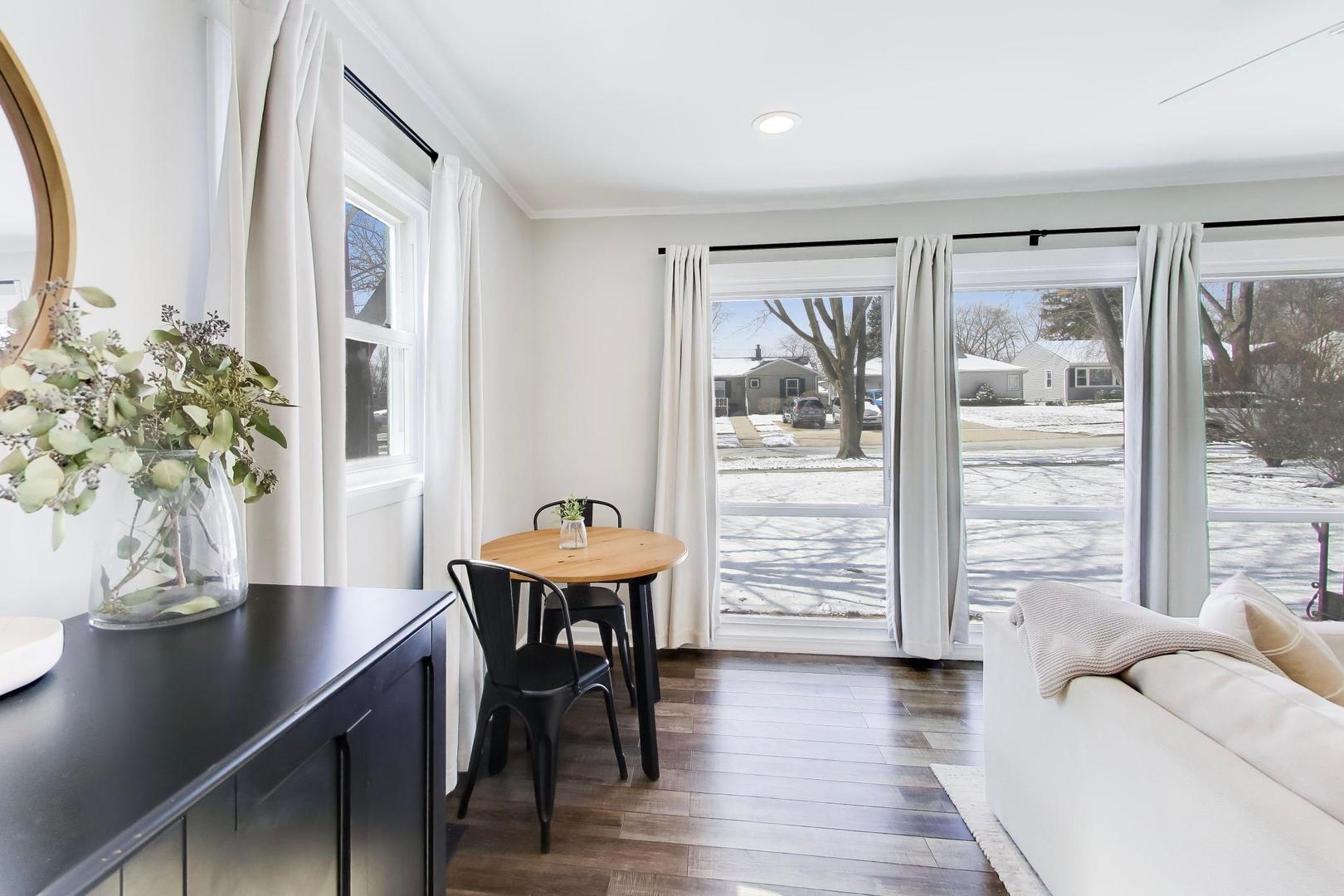 315 South Morgan Avenue Wheaton, IL 60187 - Photo 7 of 23