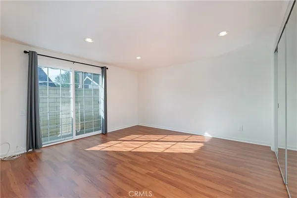 $5,000 | 23551 Venisia, Laguna Hills, CA 92653