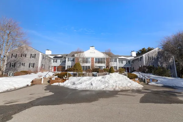 $415,000 | 3 HILLTOP Drive, Unit 3, Sandwich, MA 02563
