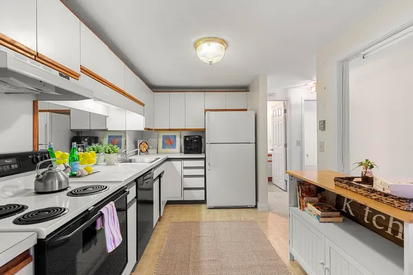 $415,000 | 3 HILLTOP Drive, Unit 3, Sandwich, MA 02563