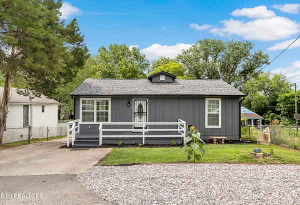 $359,900 | 1904 Jourolman Avenue, Knoxville, TN 37921