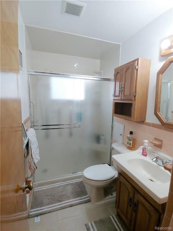 1729 Walnut Street Dearborn, MI 48124 - Photo 12 of 16