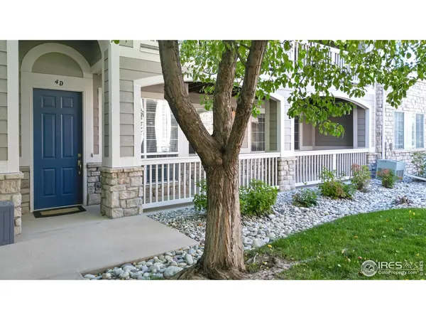 $375,000 | 4242 South Blackhawk Circle, Unit D, Aurora, CO 80014