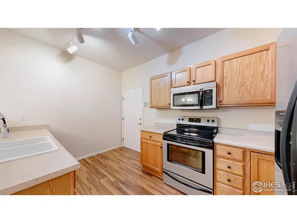 $375,000 | 4242 South Blackhawk Circle, Unit D, Aurora, CO 80014