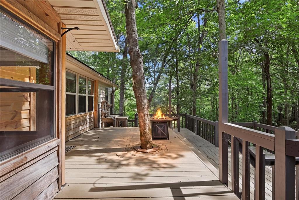 129 Nob Hill Ridge Cleveland, GA 30528 - Photo 2 of 46