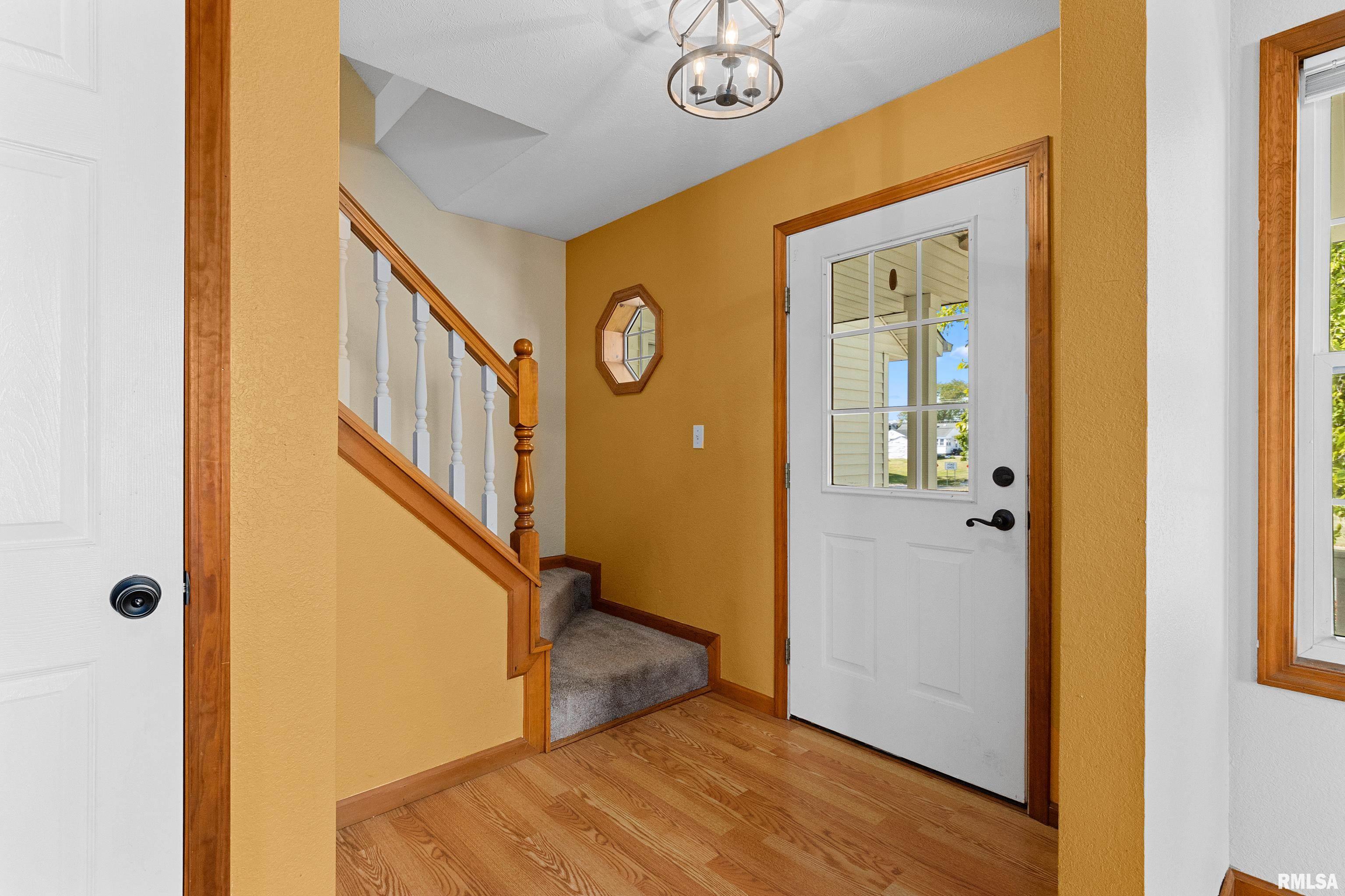 4022 South Paramount Road Bartonville, IL 61607 - Photo 5 of 33 Gallery Image 5