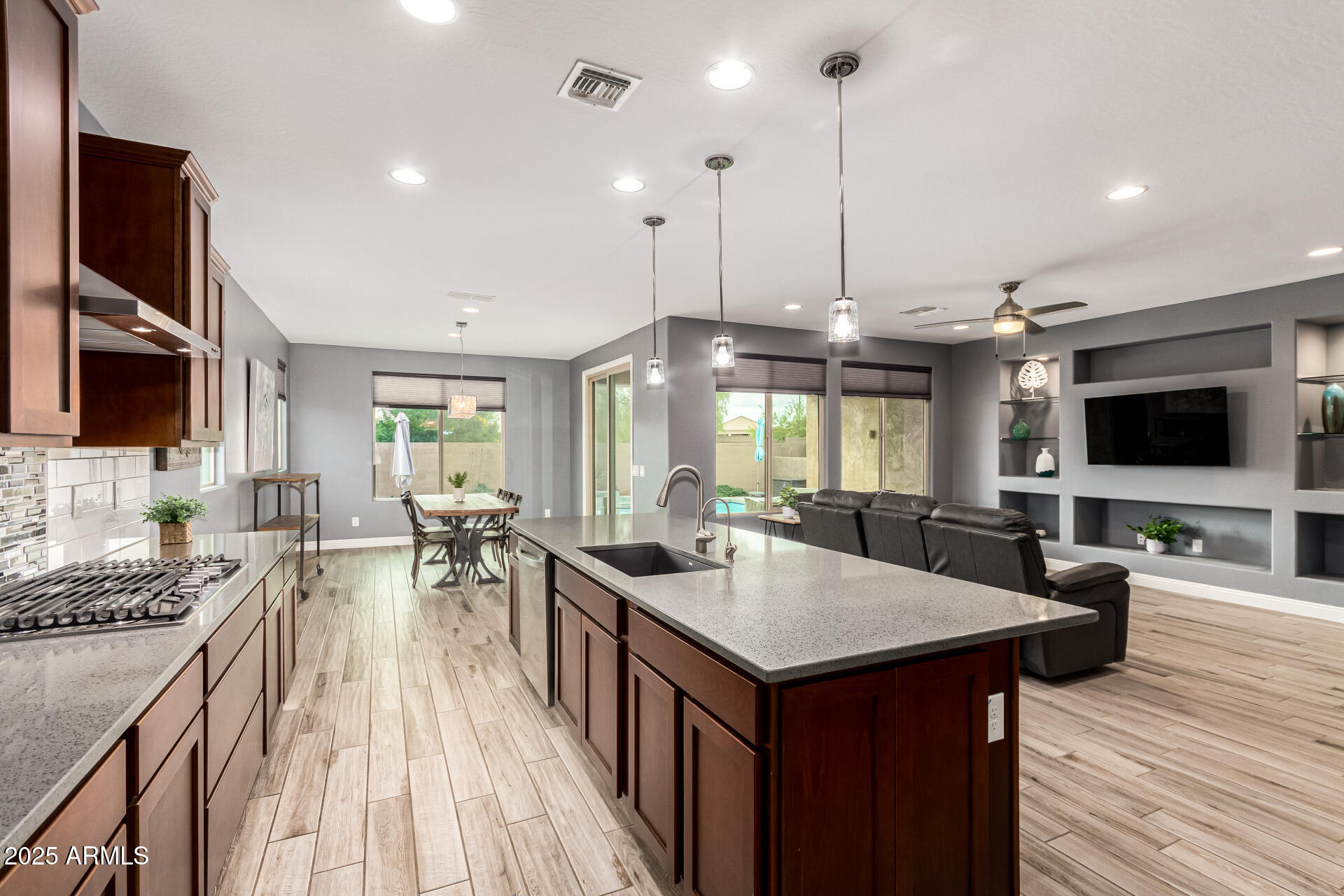 7865 West Silver Spring Way Florence, AZ 85132 - Photo 4 of 71 18-Silver Spring