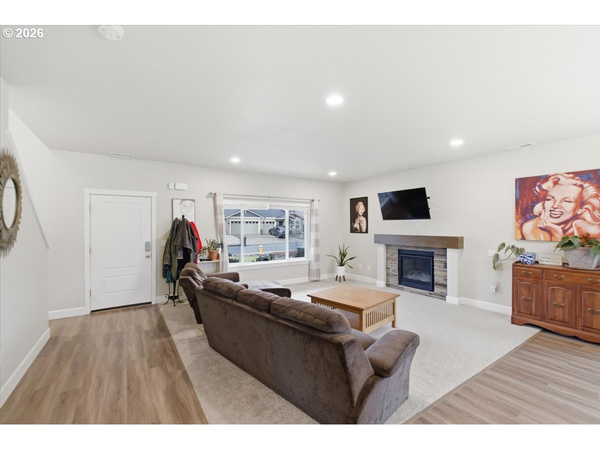 875 Shelby Way Monroe, OR 97456 - Photo 8 of 48