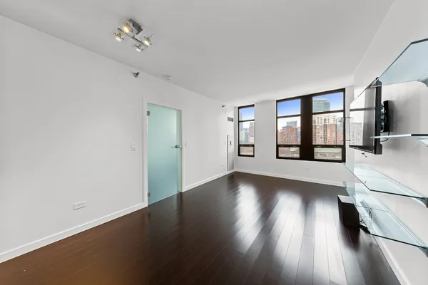 $319,000 | 1255 South State Street, Unit 1101, Chicago, IL 60605
