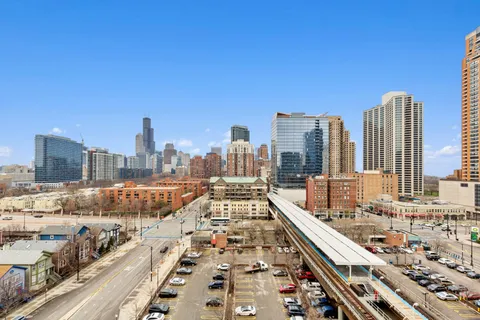 $319,000 | 1255 South State Street, Unit 1101, Chicago, IL 60605