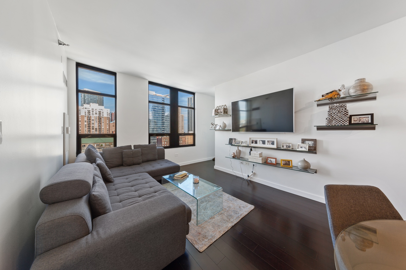 1255 South State Street, Unit 1101 Chicago, IL 60605 - Photo 4 of 25