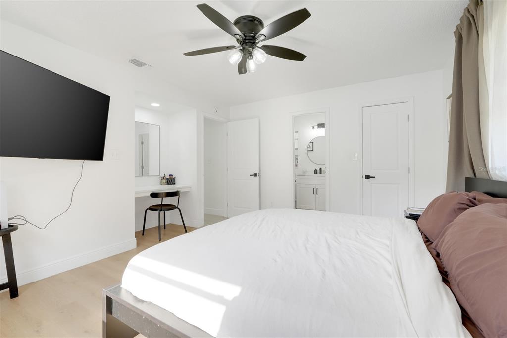 589 Del Rio Street Orlando, FL 32839 - Photo 17 of 30 Gallery Image 17