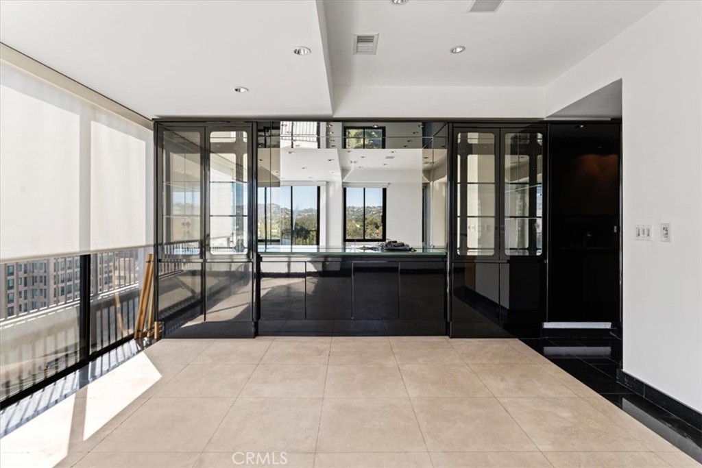 10501 Wilshire Boulevard, Unit 1103 Los Angeles, CA 90024 - Photo 15 of 34 a view of a large building