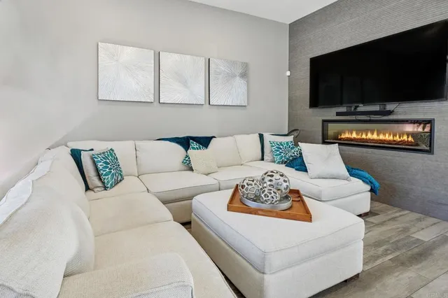 $8,500 | 1109 Hampton Court, Encinitas, CA 92024