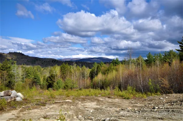 $199,900 | High Cliffs Circle, Unit 11 17 18 20 21 23, Hebron, NH 03241