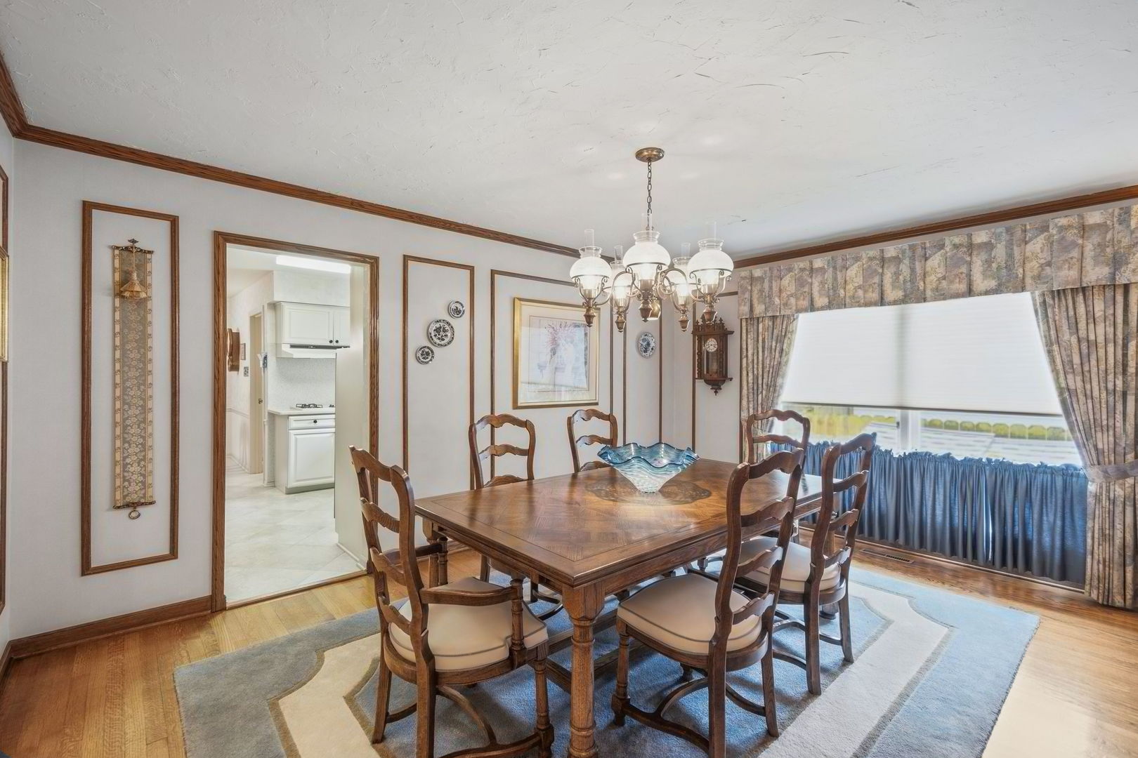 2724 Old Glenview Road Wilmette, IL 60091 - Photo 7 of 32