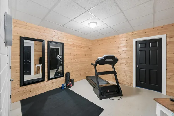 $589,000 | 3113 Golf Course Road, Ashland, WI 54806