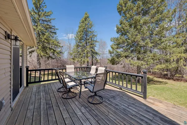 $589,000 | 3113 Golf Course Road, Ashland, WI 54806