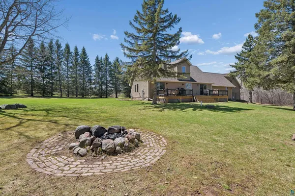 $589,000 | 3113 Golf Course Road, Ashland, WI 54806