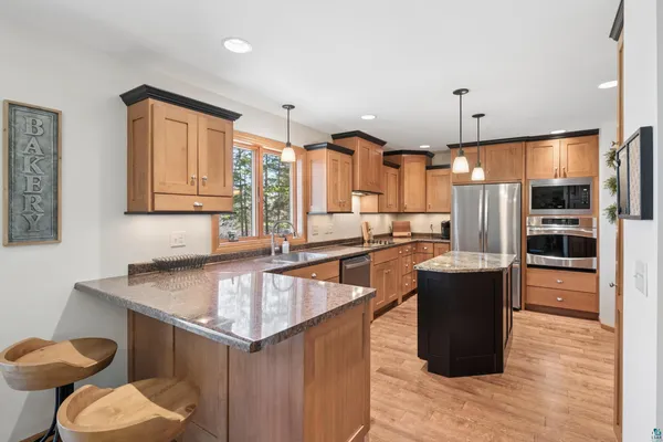 $589,000 | 3113 Golf Course Road, Ashland, WI 54806