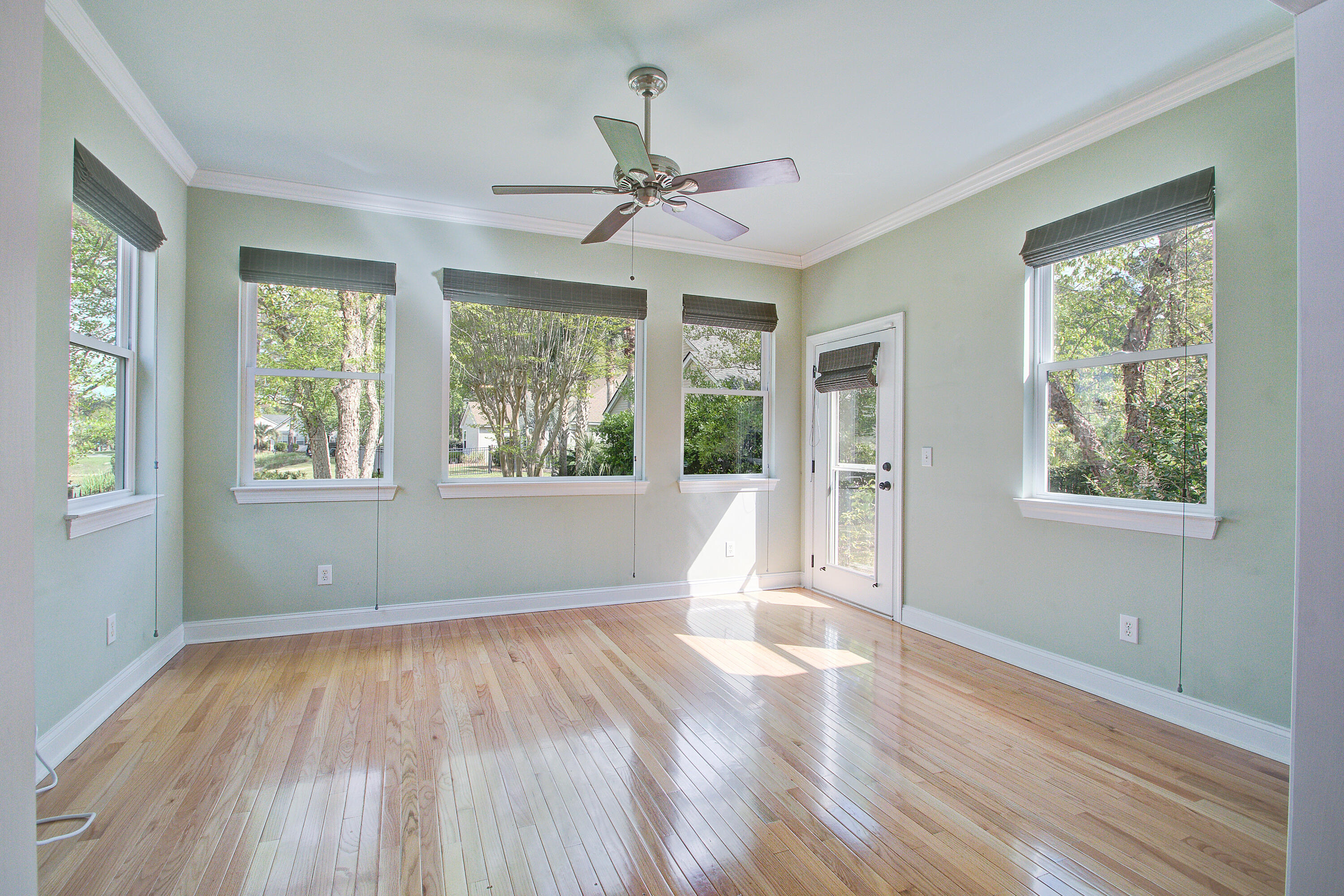 1462 Clarendon Way Mount Pleasant, SC 29466 - Photo 14 of 39 Sunroom / office