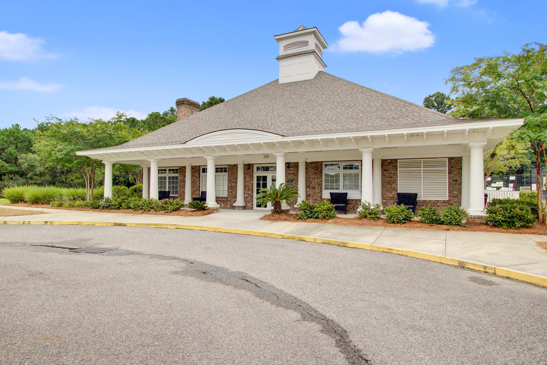 1462 Clarendon Way Mount Pleasant, SC 29466 - Photo 29 of 39 Clubhouse