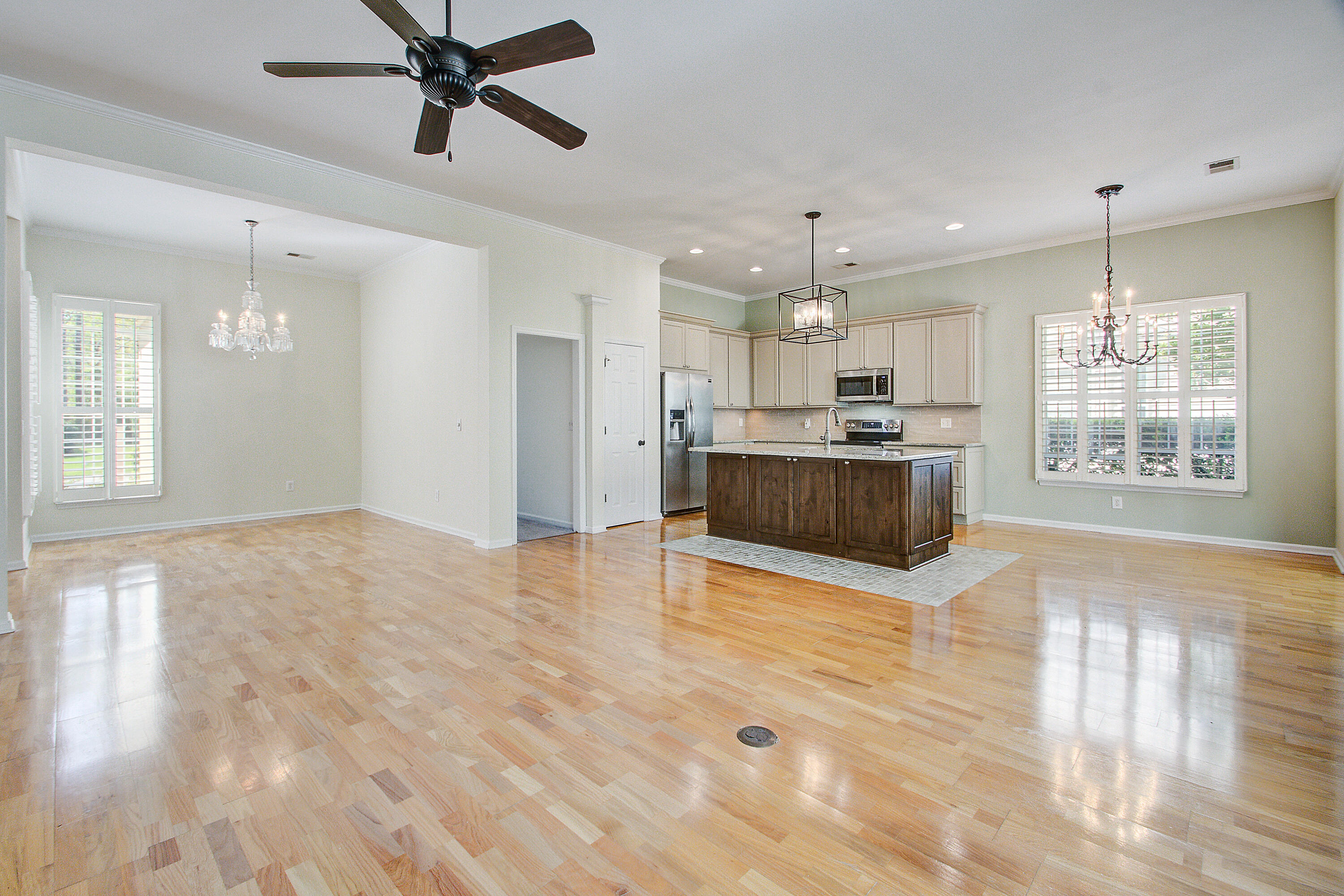 1462 Clarendon Way Mount Pleasant, SC 29466 - Photo 3 of 39 One Story Tall Ceilings