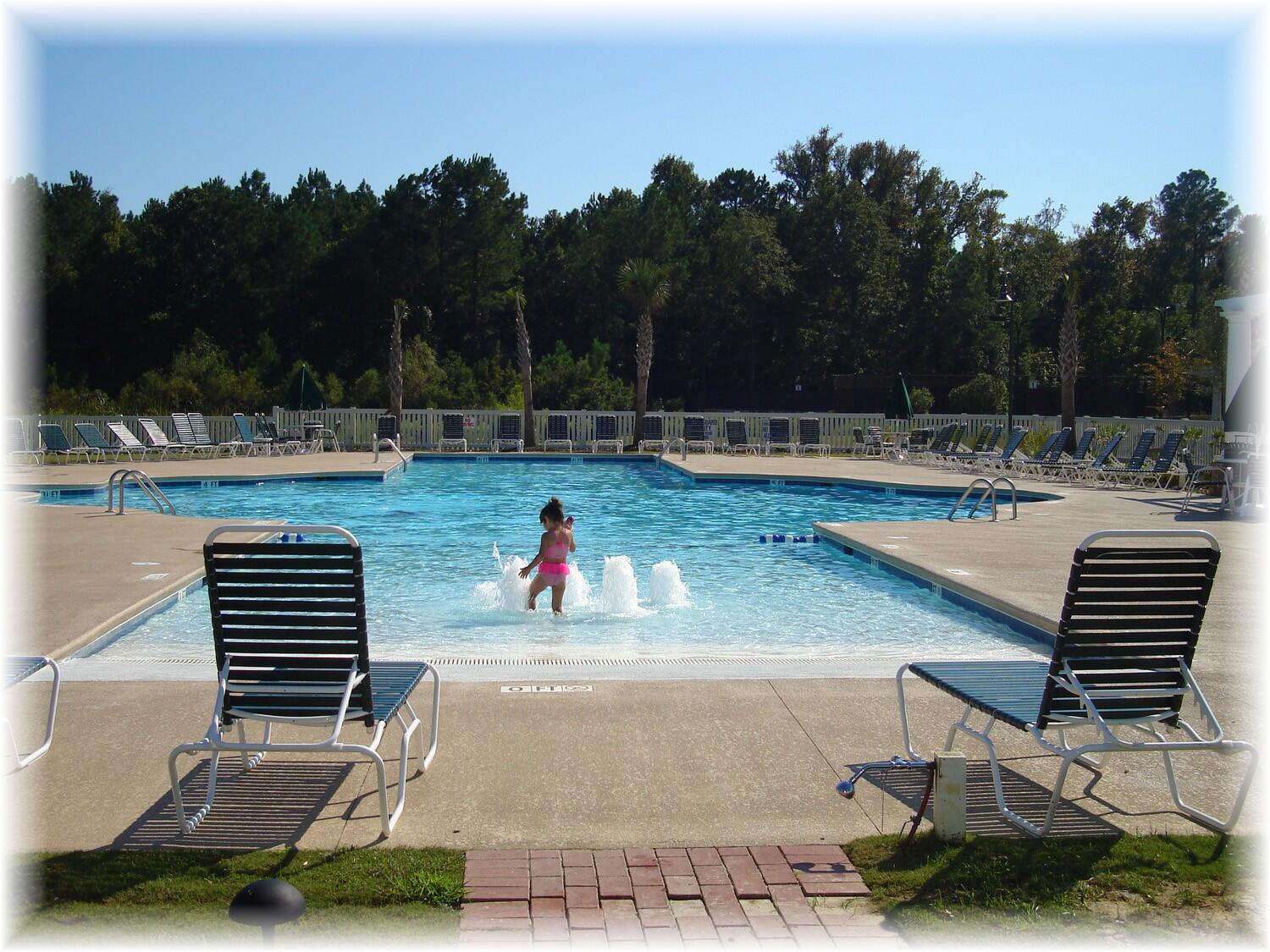 1462 Clarendon Way Mount Pleasant, SC 29466 - Photo 31 of 39 Pool
